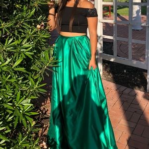 Two piece Sherri hill prom dress 2018!